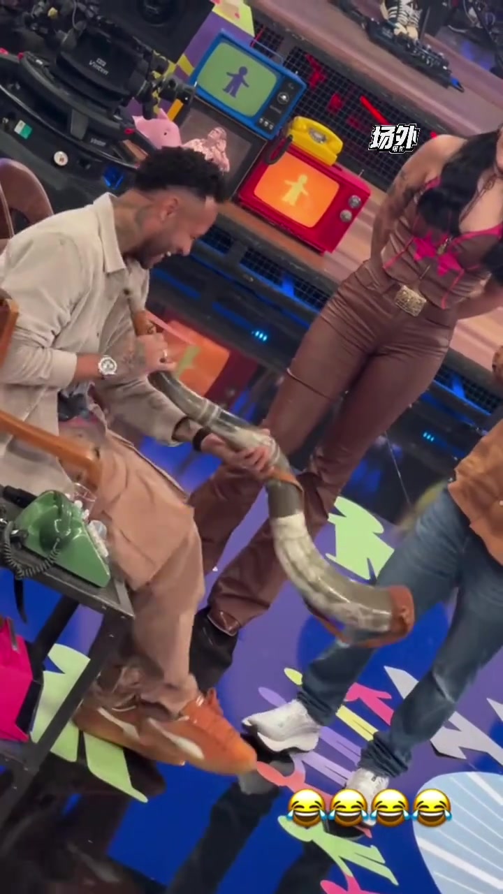 內(nèi)馬爾快把自己笑噶了這號角怎么吹都吹不起來