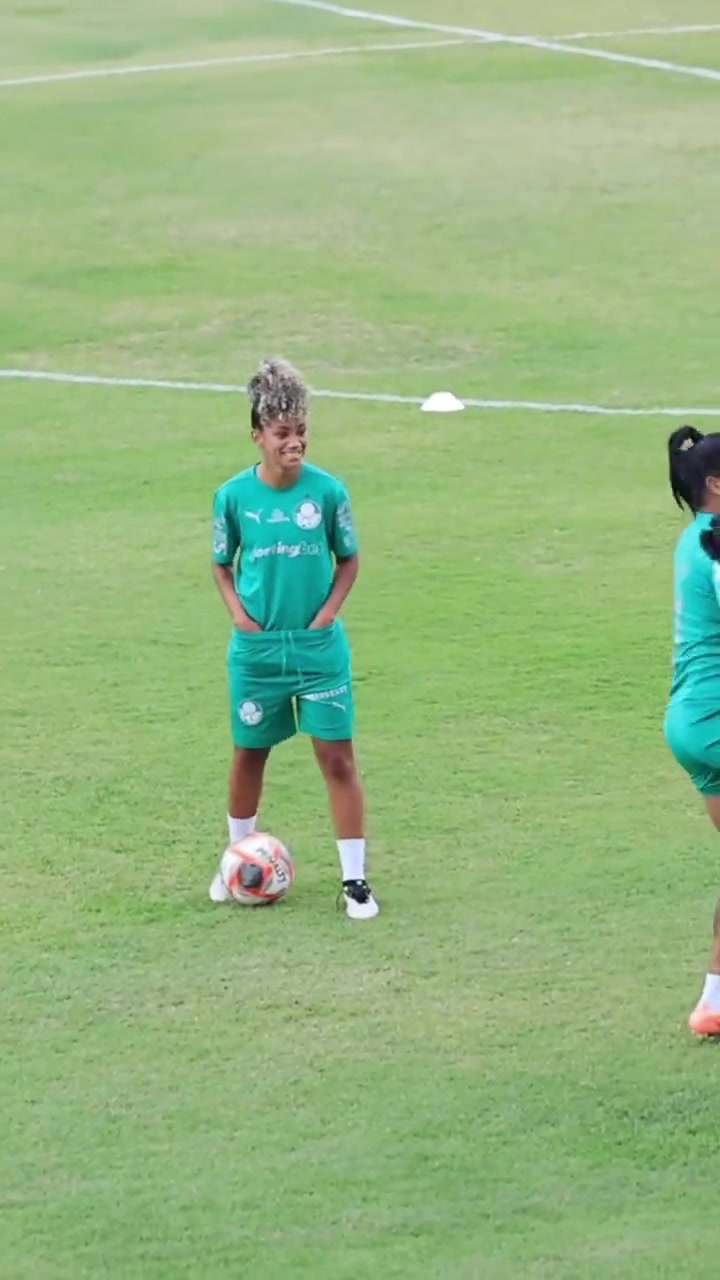 這一幕似曾相識但確是女版MSN