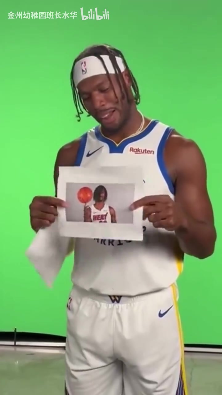 希爾德不滿巴特勒發(fā)型巴特勒我們有時(shí)都聽不懂希爾德在說什么