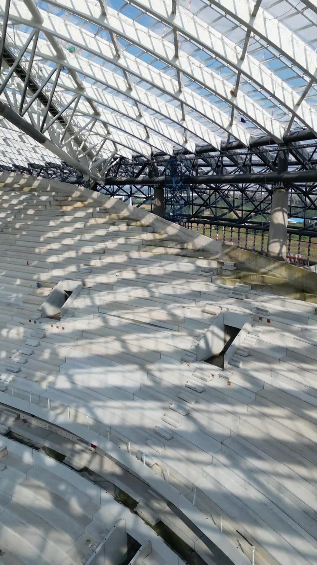 泰山未來6萬(wàn)人專業(yè)足球場(chǎng)已初具雛形