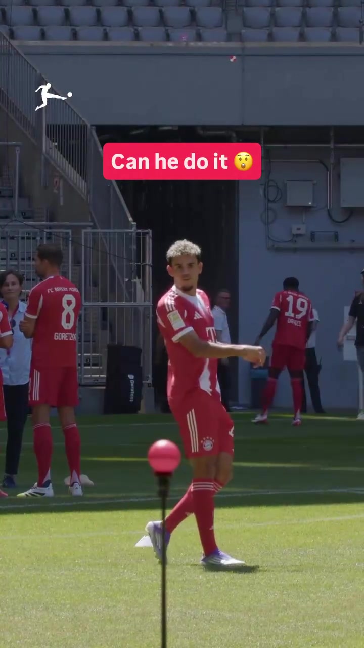 美妙的弧線(xiàn)迪亞斯的瞄準(zhǔn)小挑戰(zhàn)事不過(guò)三