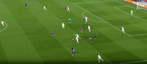 半場(chǎng)：巴薩0-1法蘭克福，萊萬進(jìn)球無效，克瑙夫破門